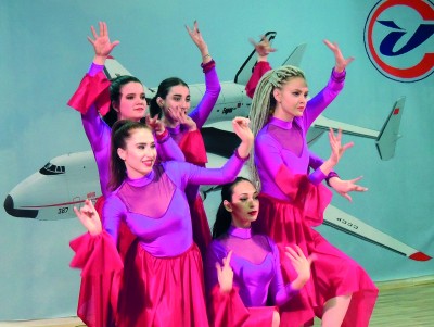 foto_6-polosa_kollektiv-i