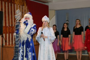 26 декабря 2019 года в актовом зале корпуса № 63 АО «СмАЗ» состоялось праздничное предновогоднее собрание по итогам уходящего года - фото - 1