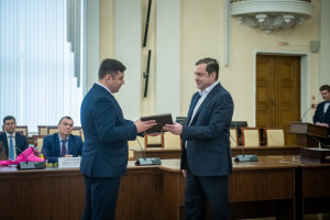 государственные награды работникам АО «СмАЗ» - фото - 1
